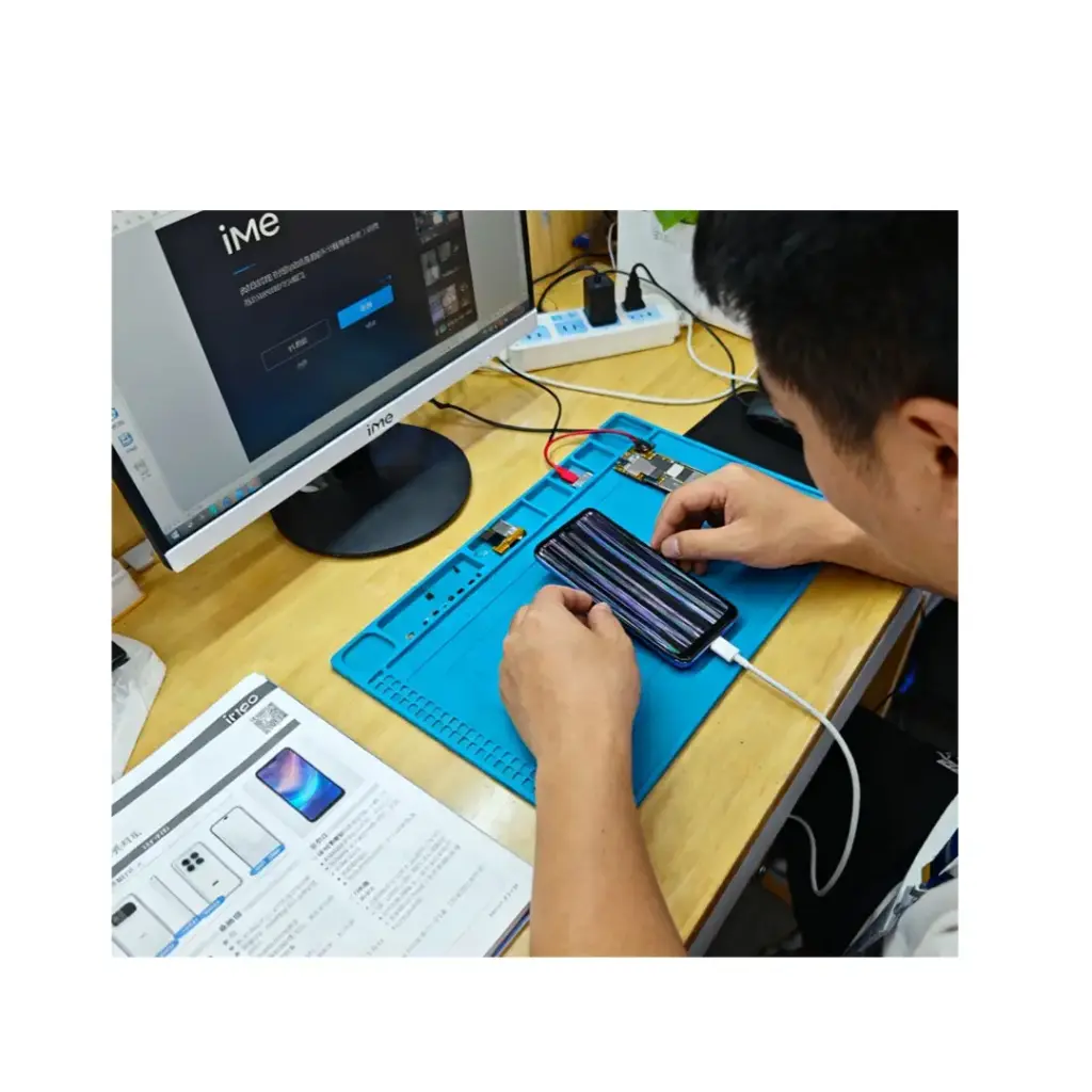 真我手機屏幕顯示異常維修